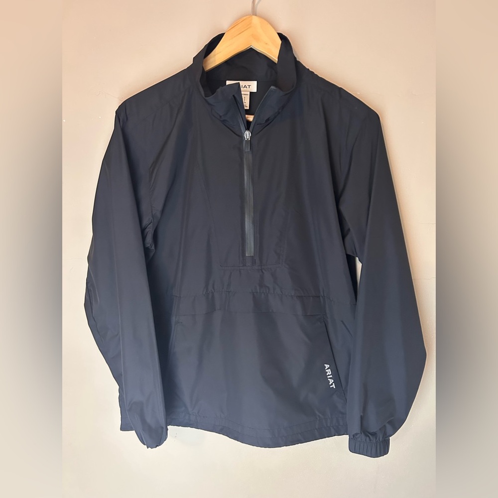 NWOT Ariat Whisper Pullover 1/4 Zip Jacket in: Black, Size S Western Nuetral - Picture 2 of 7